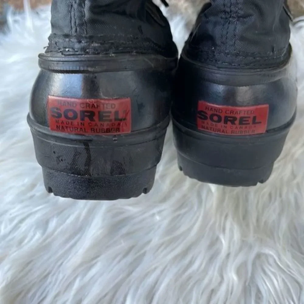 Sorel Women's Geometric/Tribal Trim Winter/Snow  in Black size 6